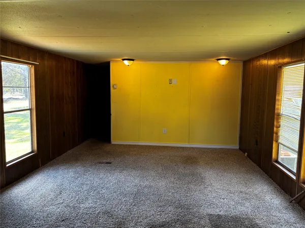 $95,000 | 44 Pine Avenue, Huntsville, TX 77340