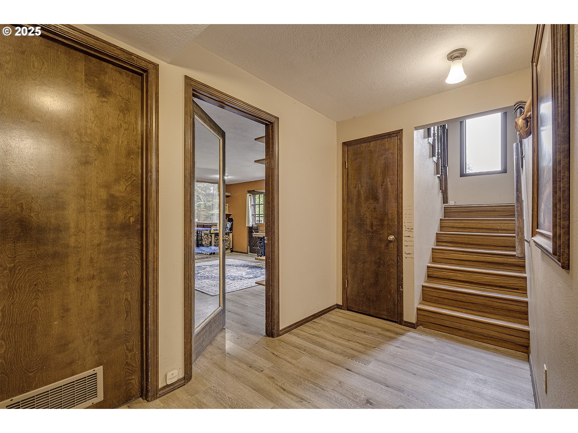 21445 Southwest Ornduff Road Hillsboro, OR 97123 - Photo 11 of 35 Gallery Image 11