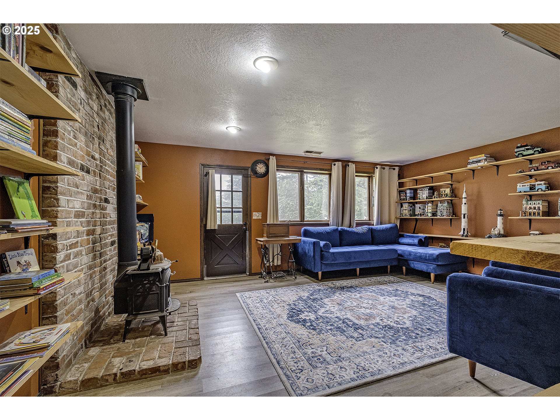 21445 Southwest Ornduff Road Hillsboro, OR 97123 - Photo 13 of 35 Gallery Image 13