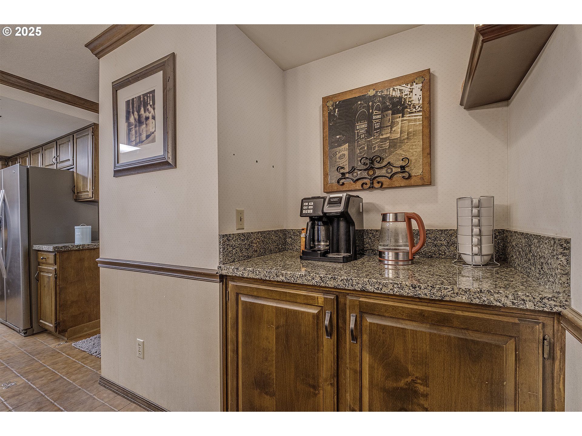 21445 Southwest Ornduff Road Hillsboro, OR 97123 - Photo 6 of 35 Gallery Image 6