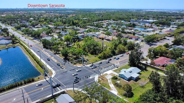 $1,500,000 | 7720 Tuttle Avenue, Sarasota, FL 34243