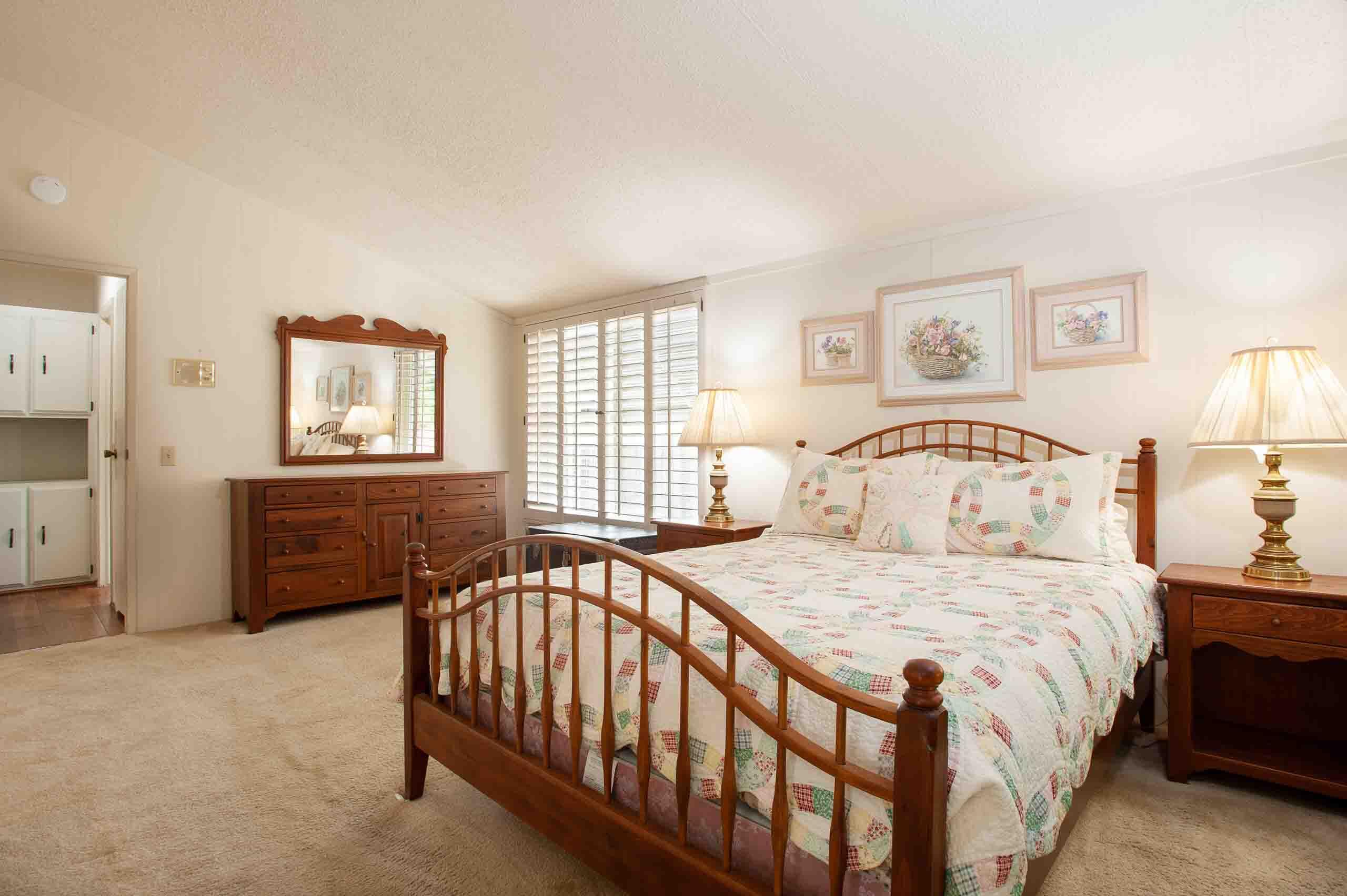 6180 Via Real, Unit 10 Carpinteria, CA 93013 - Photo 11 of 23 primary bedroom