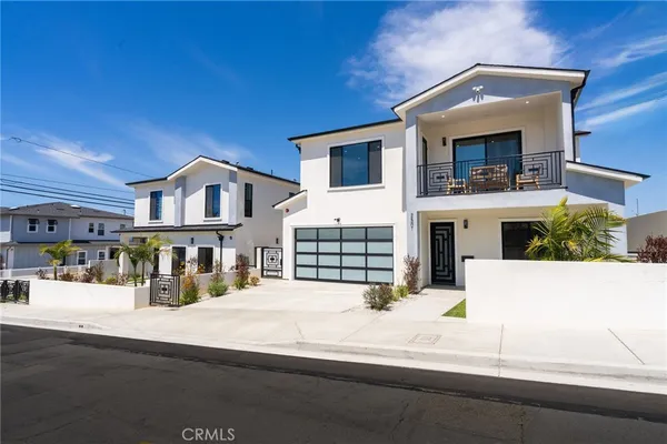 $2,395,000 | 2501 Curtis Avenue, Redondo Beach, CA 90278