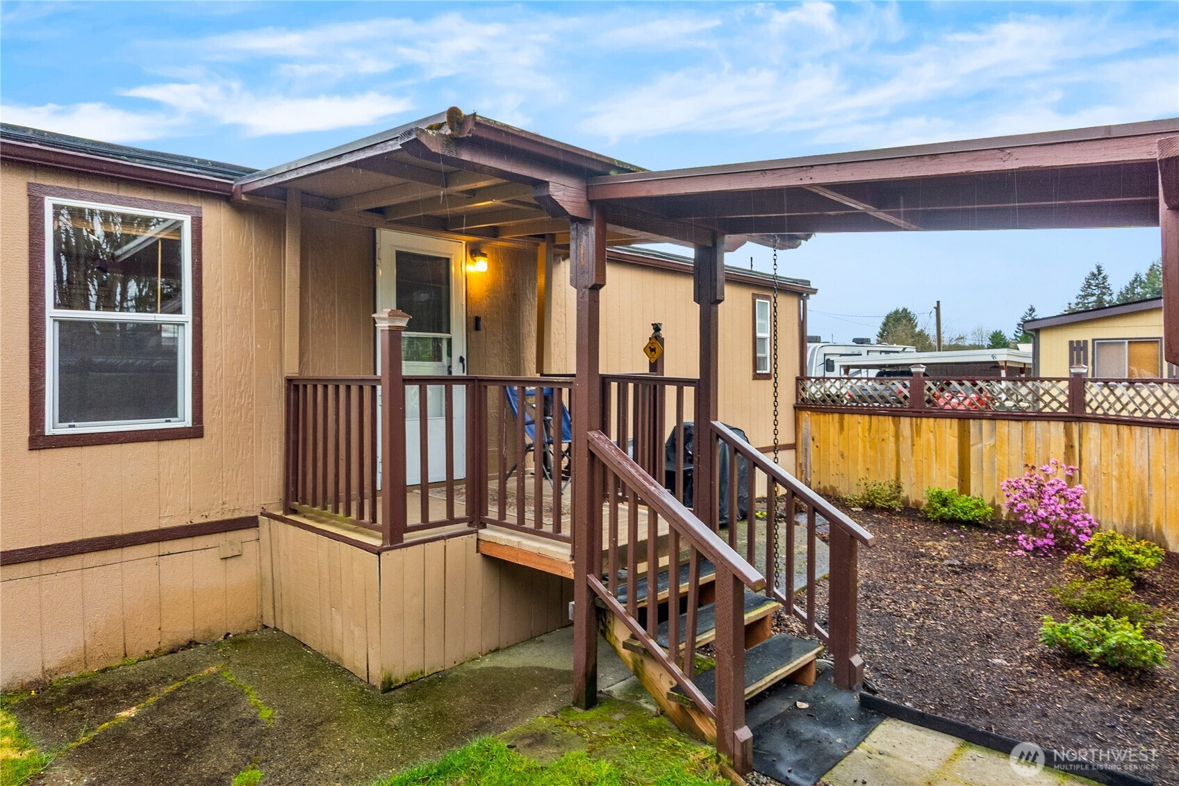 10900 Kuhlman Road Southeast, Unit 90 Olympia, WA 98513 - Photo 2 of 32