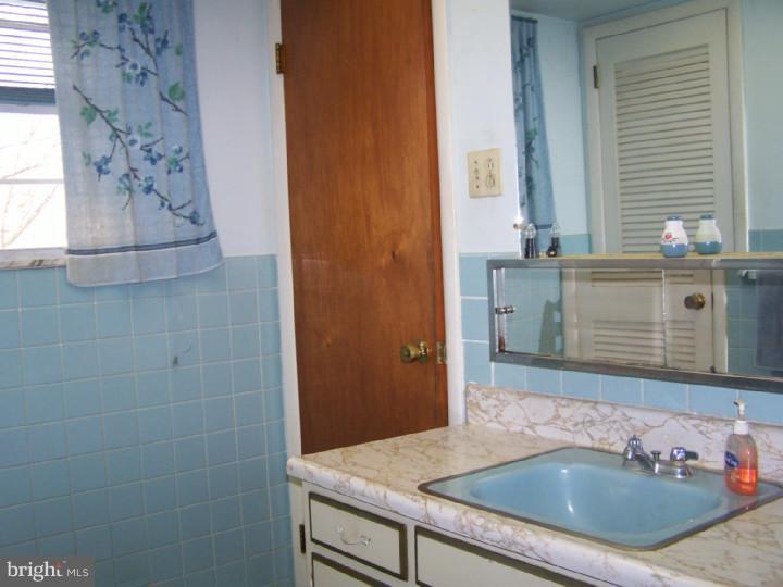 1034 Hosensack Road Palm, PA 18070 - Photo 17 of 22 Gallery Image 17
