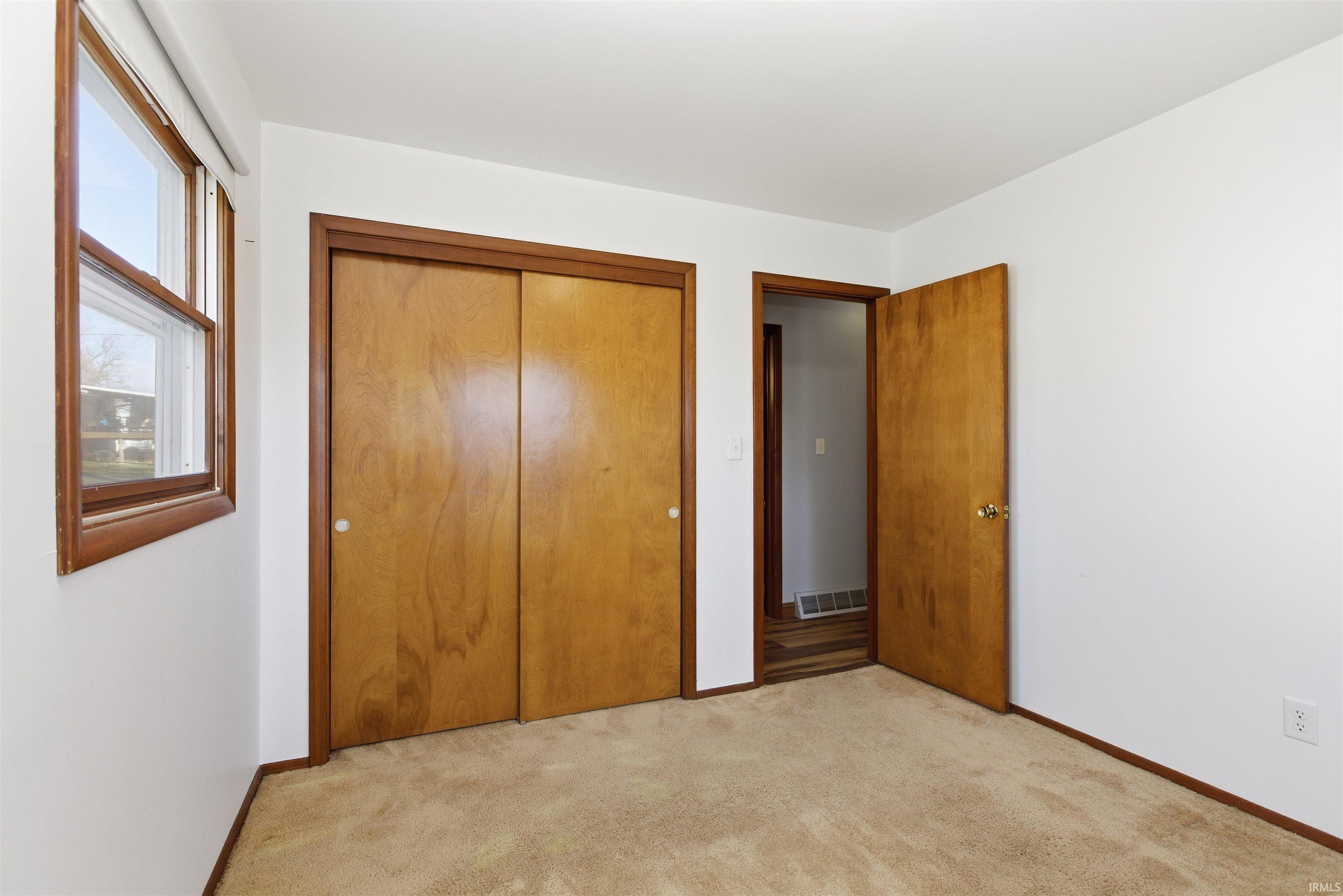 3011 South Arrow Avenue Bloomington, IN 47403 - Photo 12 of 36