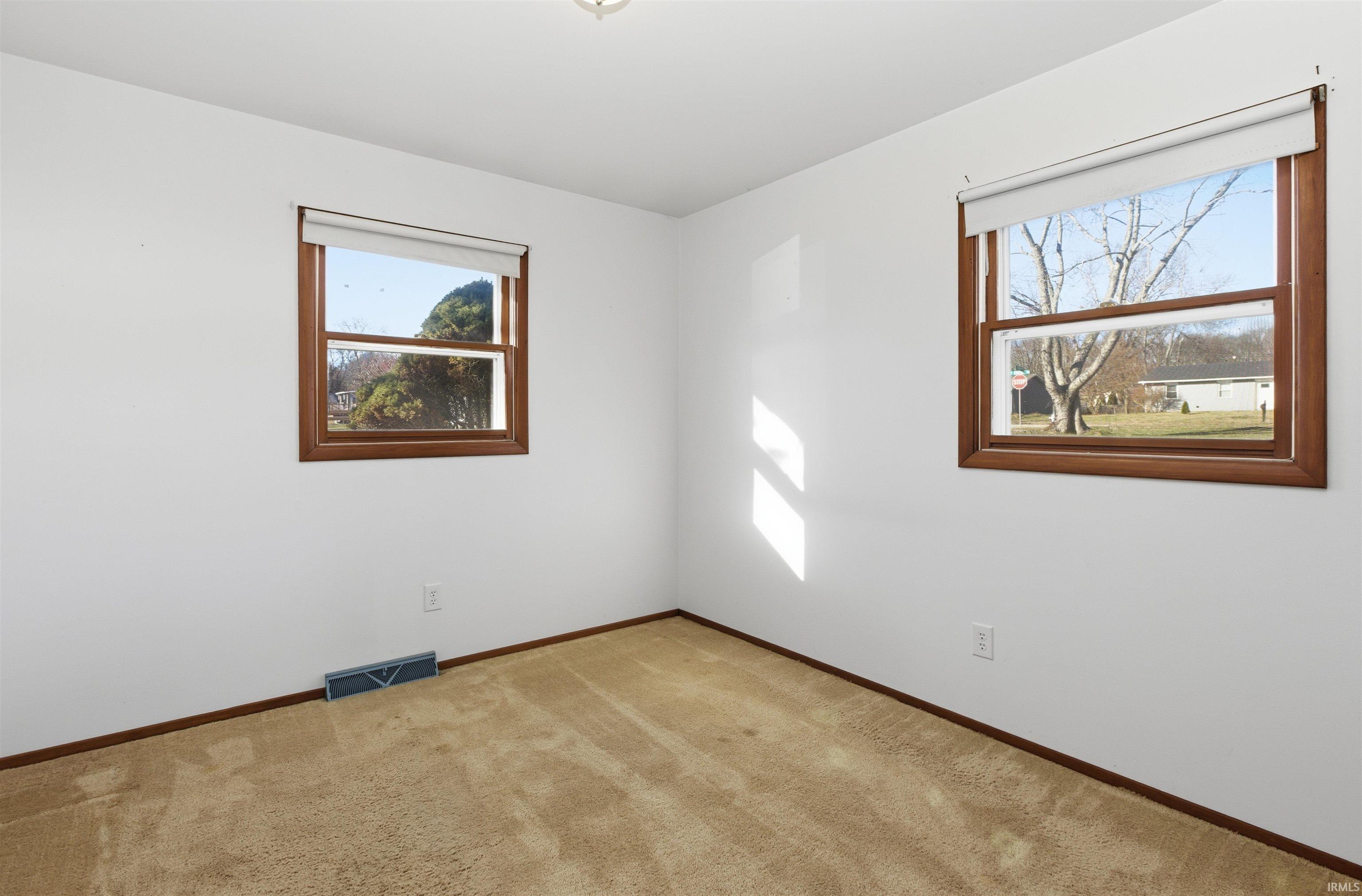 3011 South Arrow Avenue Bloomington, IN 47403 - Photo 13 of 36