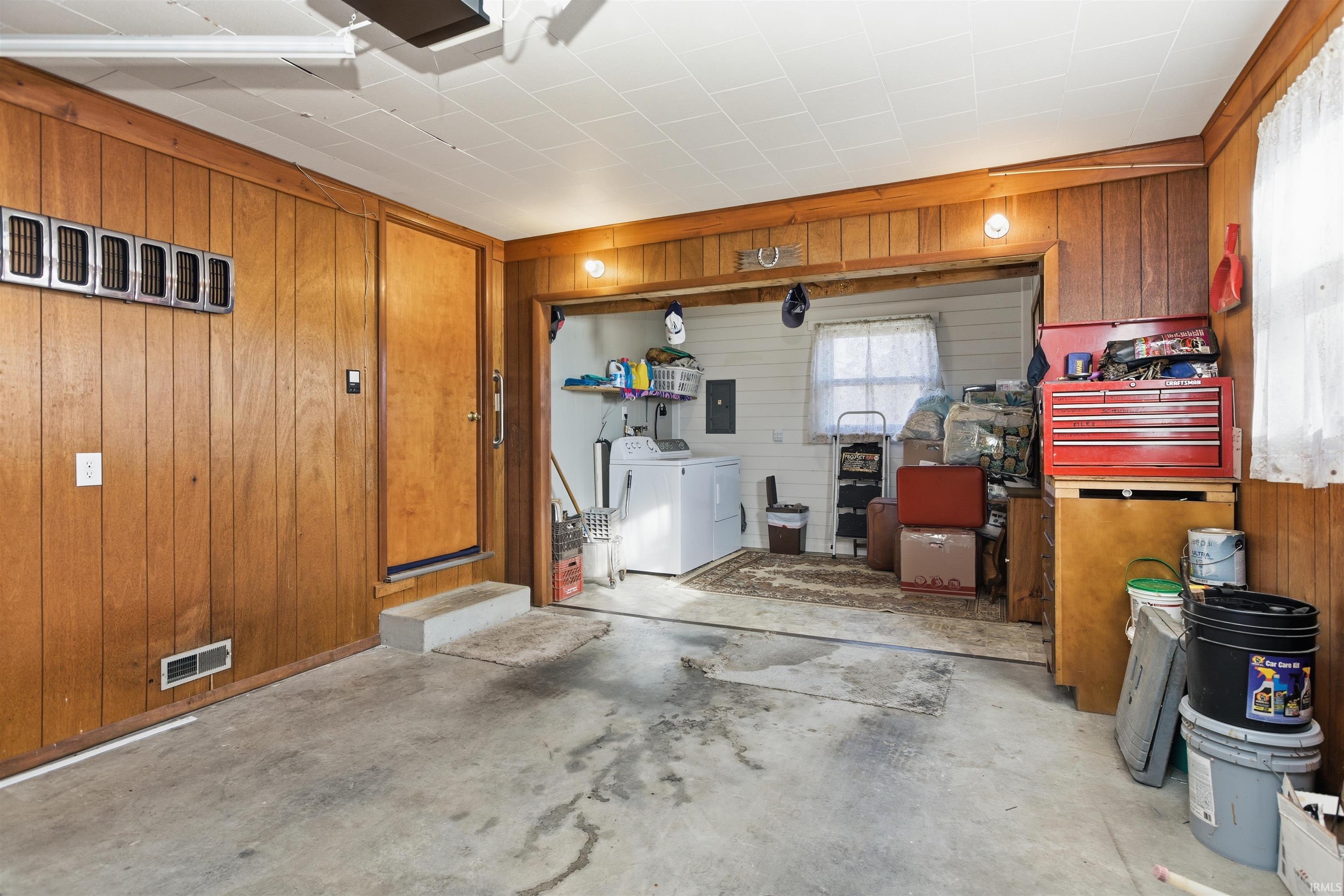 3011 South Arrow Avenue Bloomington, IN 47403 - Photo 16 of 36