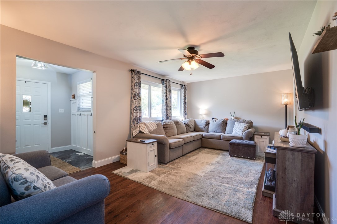 3073 Santa Rosa Drive Kettering, OH 45440 - Photo 3 of 45 Great Room