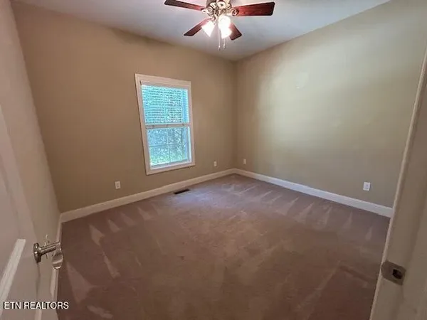 $2,100 | 450 Beachwood Drive, Crossville, TN 38558