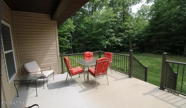 $2,100 | 450 Beachwood Drive, Crossville, TN 38558
