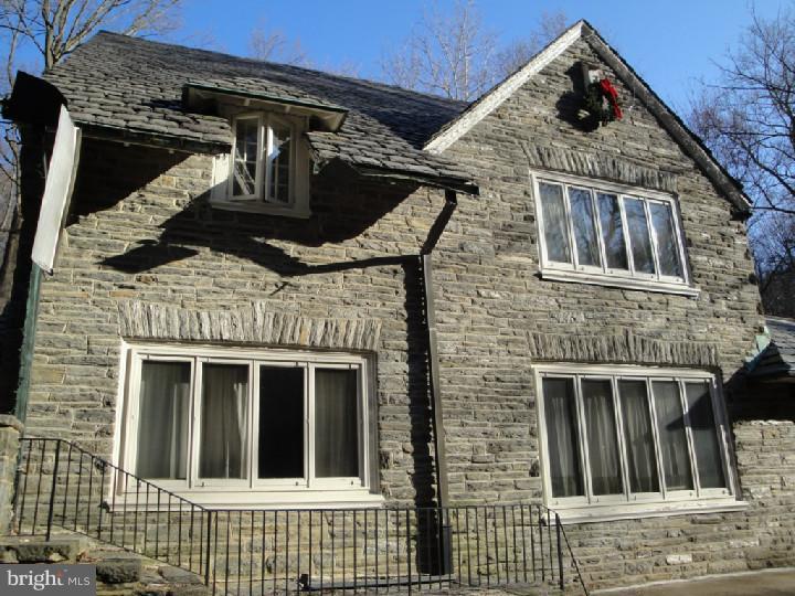 890 Wises Mill Road Philadelphia, PA 19128 - Photo 1 of 12 Gallery Image 1