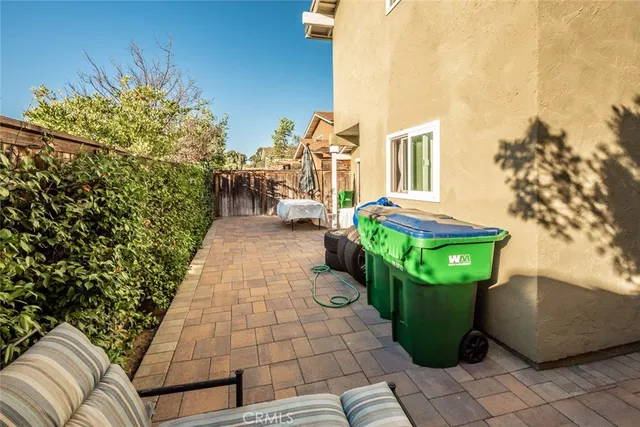 a picture of a table and chairs in patio