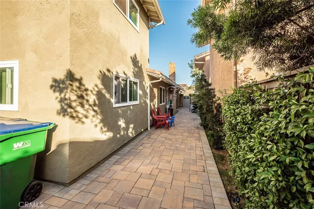 a view of a pathway both side of building