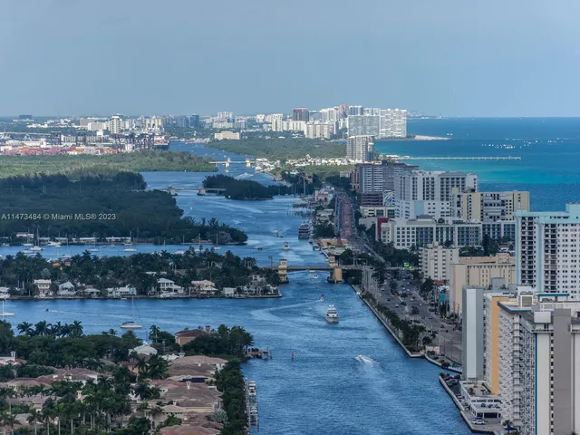 $9,500 | 4010 South Ocean Drive, Unit 1404, Hollywood, FL 33019