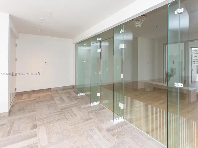 $9,500 | 4010 South Ocean Drive, Unit 1404, Hollywood, FL 33019