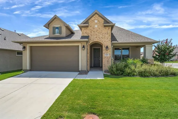$430,000 | 9625 Heartwood Drive, Denton, TX 76207