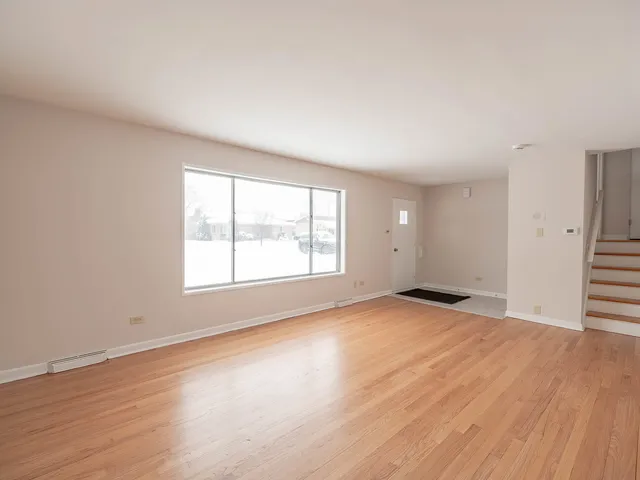 $514,900 | 8425 West Carol Street, Niles, IL 60714