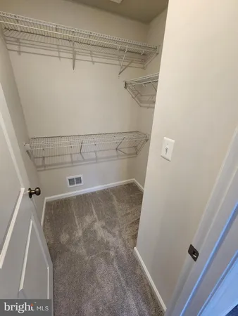 $2,050 | 1264 Red Clover Lane, Ranson, WV 25438