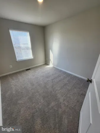 $2,050 | 1264 Red Clover Lane, Ranson, WV 25438