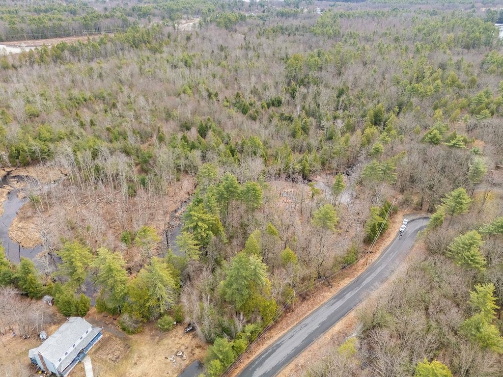 39 Colby Road Kingston, NH 03848 - Photo 4 of 9