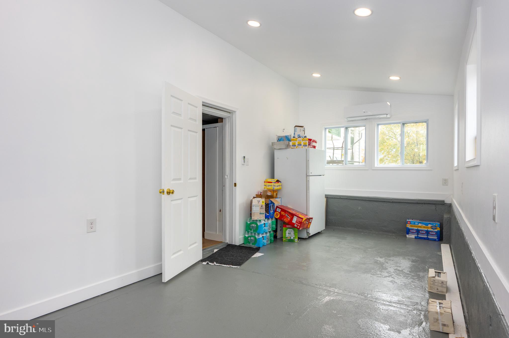 458 Roberts Way Aberdeen, MD 21001 - Photo 18 of 22 a view of a room with toys