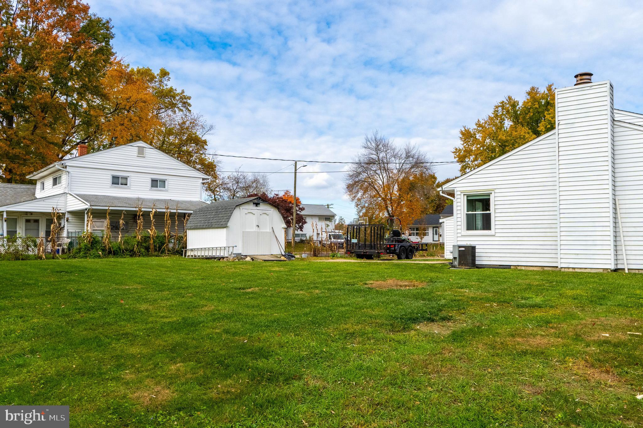 458 Roberts Way Aberdeen, MD 21001 - Photo 19 of 22 a front view of a house with a garden