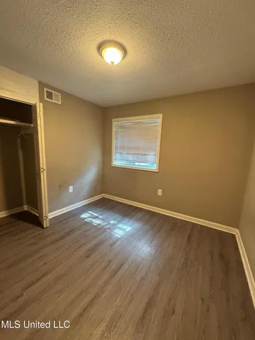 $64,900 | 2971 Kentwood Drive, Jackson, MS 39212