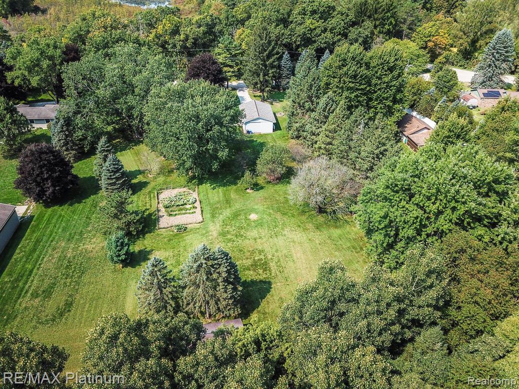 5107 King Road Howell, MI 48843 - Photo 50 of 58