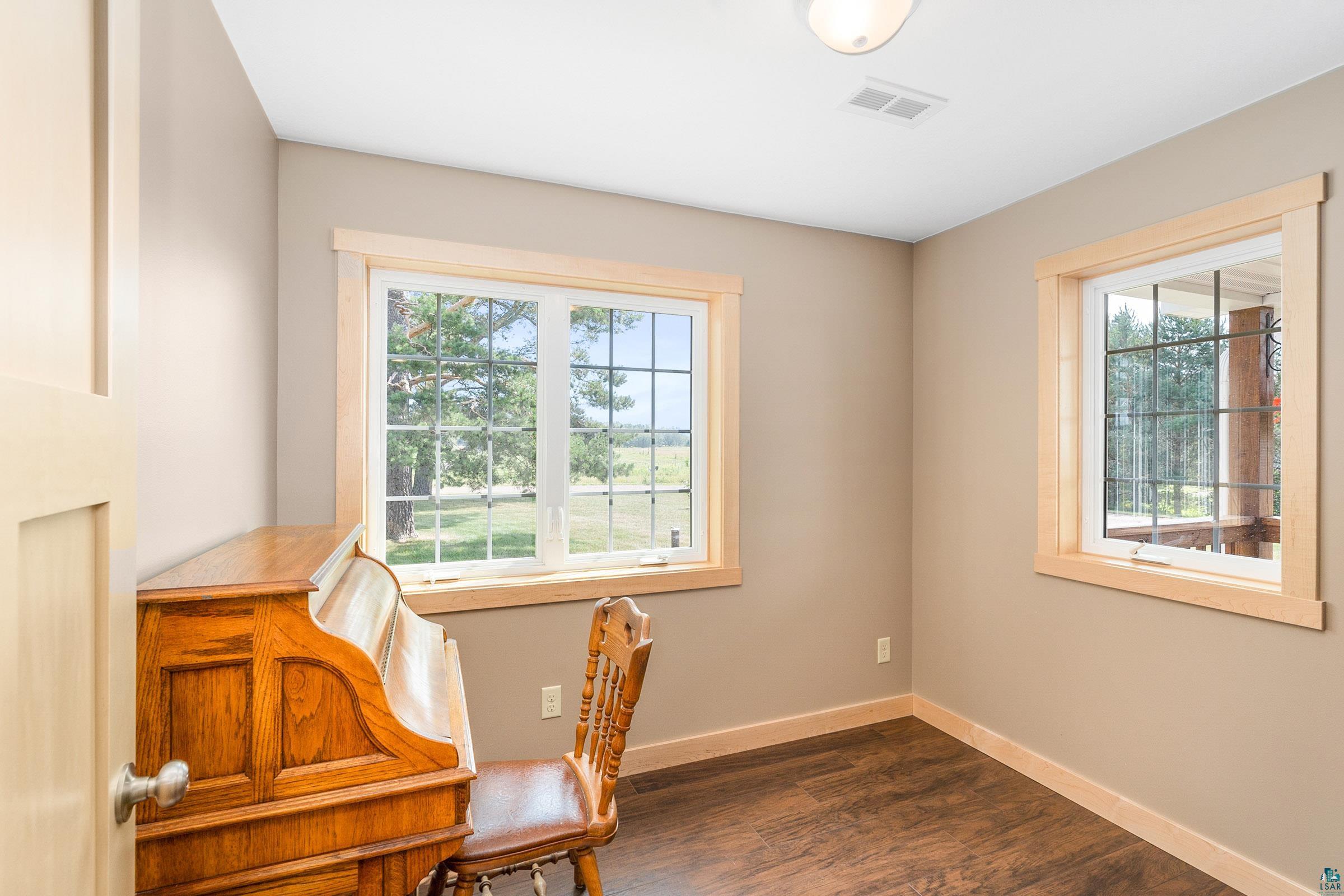3673 Mattson Road Cloquet, MN 55720 - Photo 17 of 40 Office