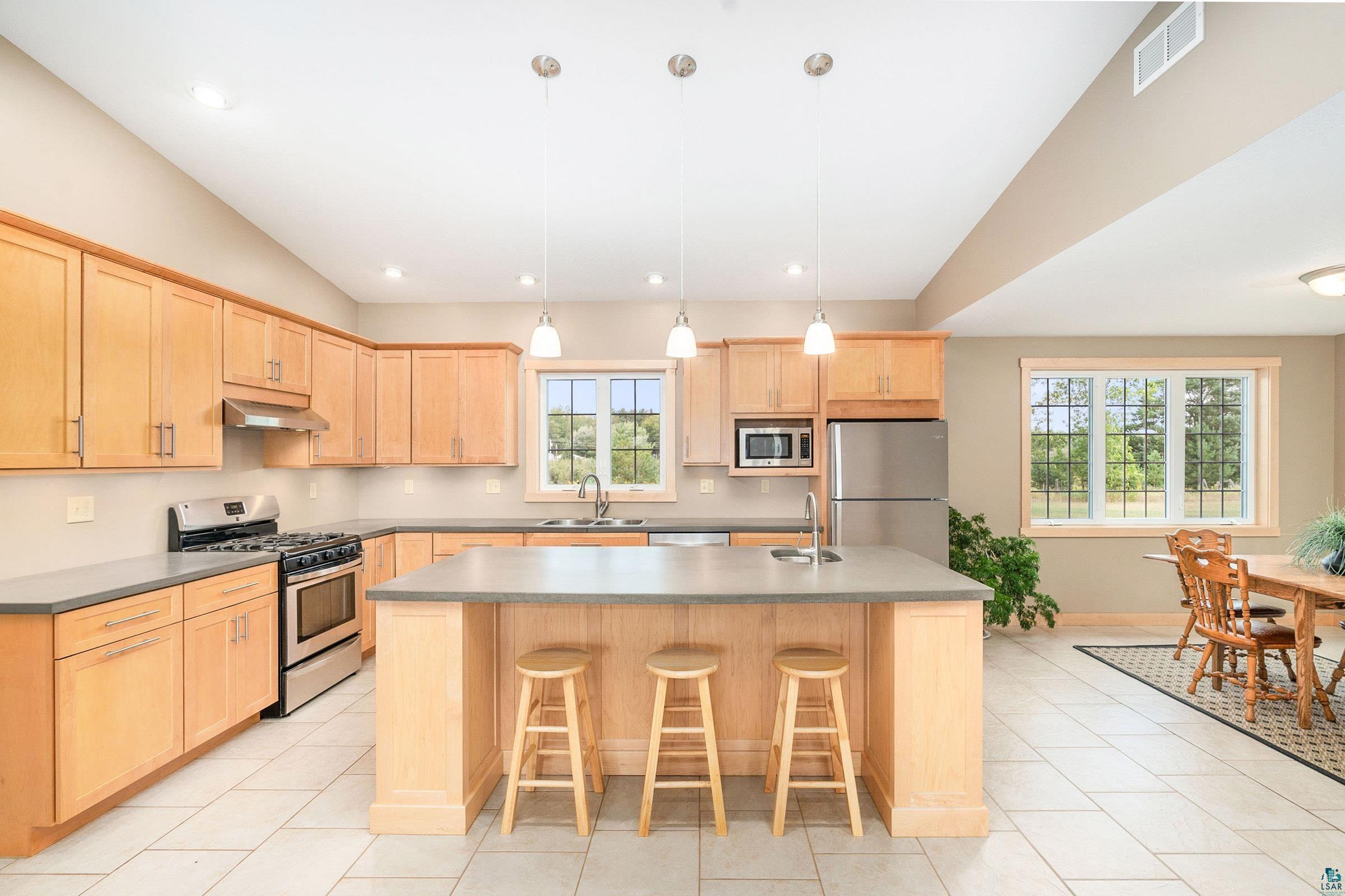 3673 Mattson Road Cloquet, MN 55720 - Photo 9 of 40 Kitchen
