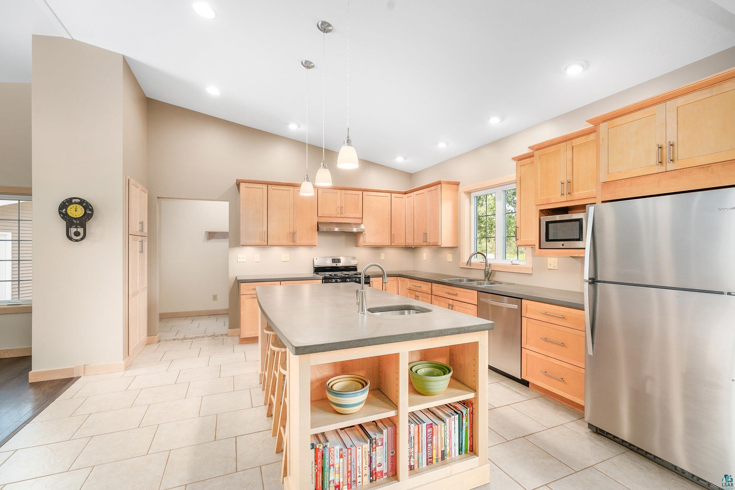 3673 Mattson Road Cloquet, MN 55720 - Photo 10 of 40 Kitchen