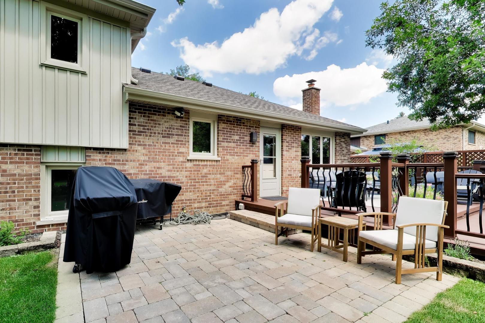 2147 Green Valley Road Darien, IL 60561 - Photo 25 of 31 Gallery Image 25