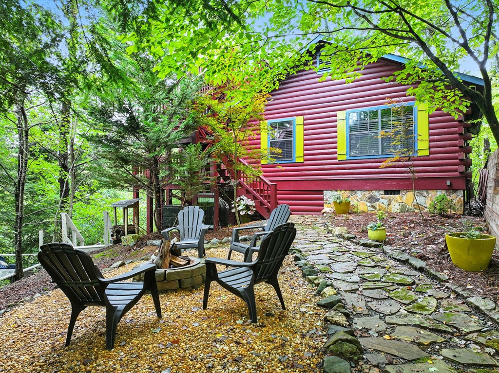 125 Laurel Mountain Road Blue Ridge, GA 30513 - Photo 4 of 29 Gallery Image 4