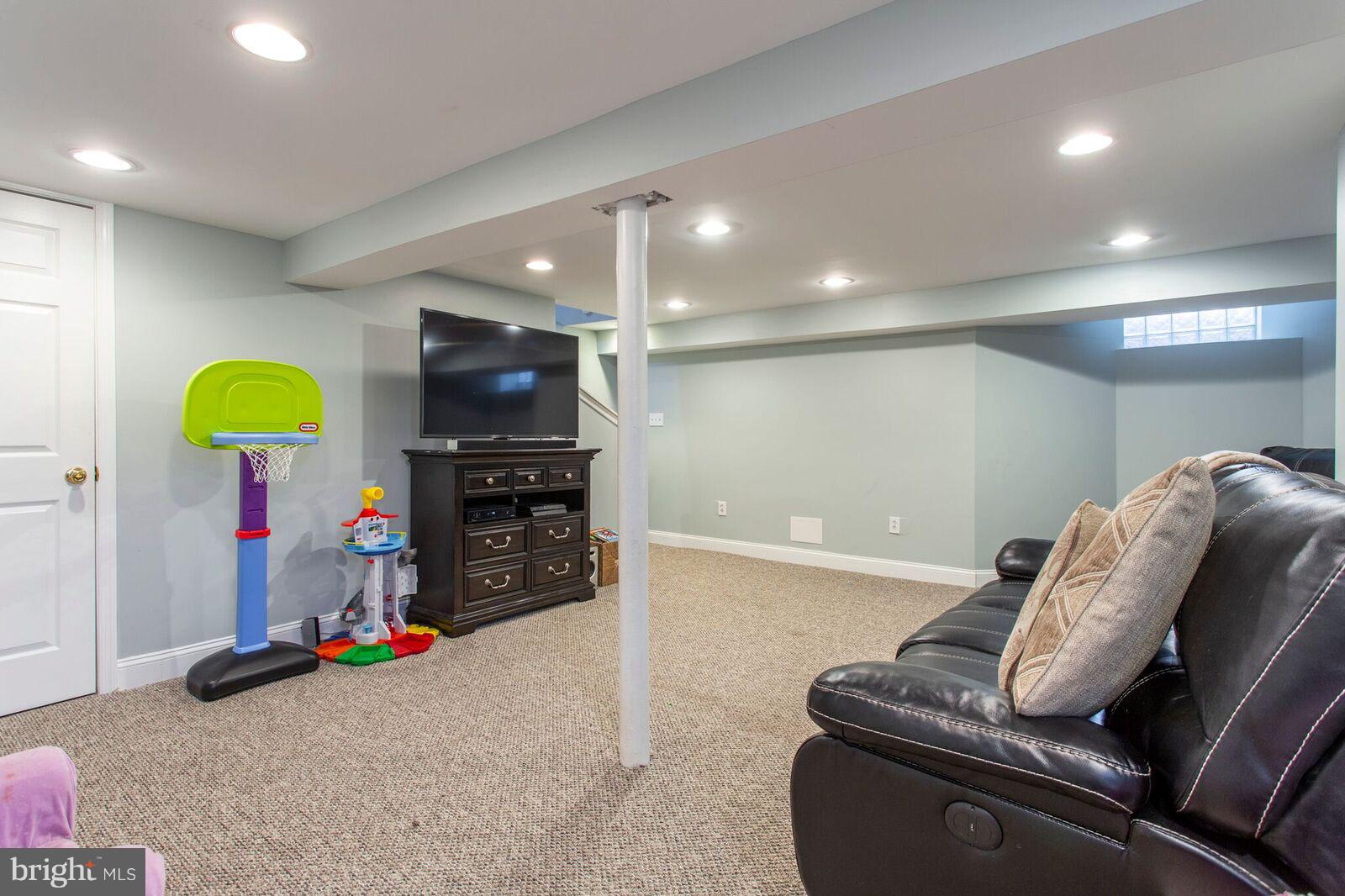 191 Treaty Road Drexel Hill, PA 19026 - Photo 25 of 34 Lower Level