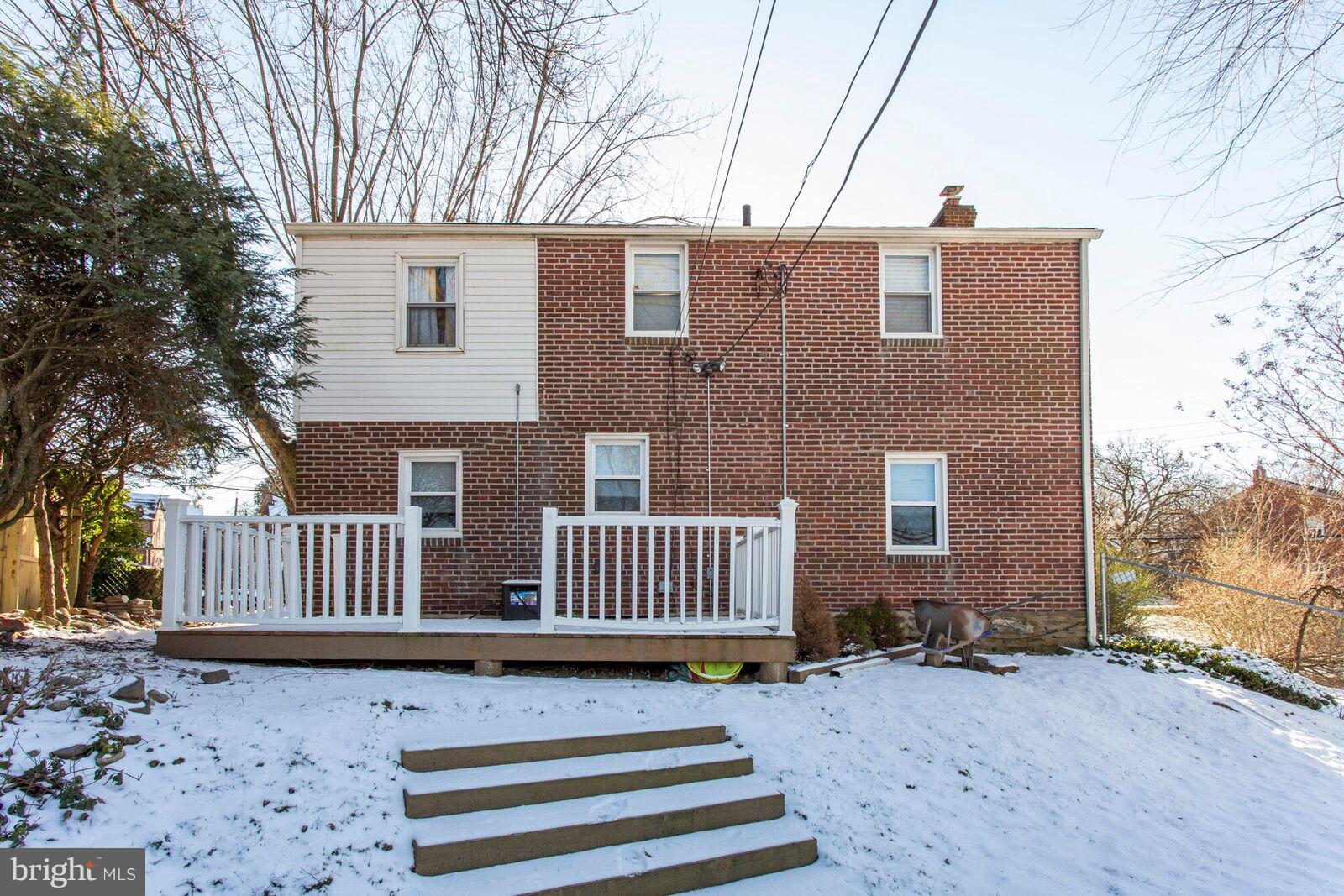 191 Treaty Road Drexel Hill, PA 19026 - Photo 27 of 34 Deck