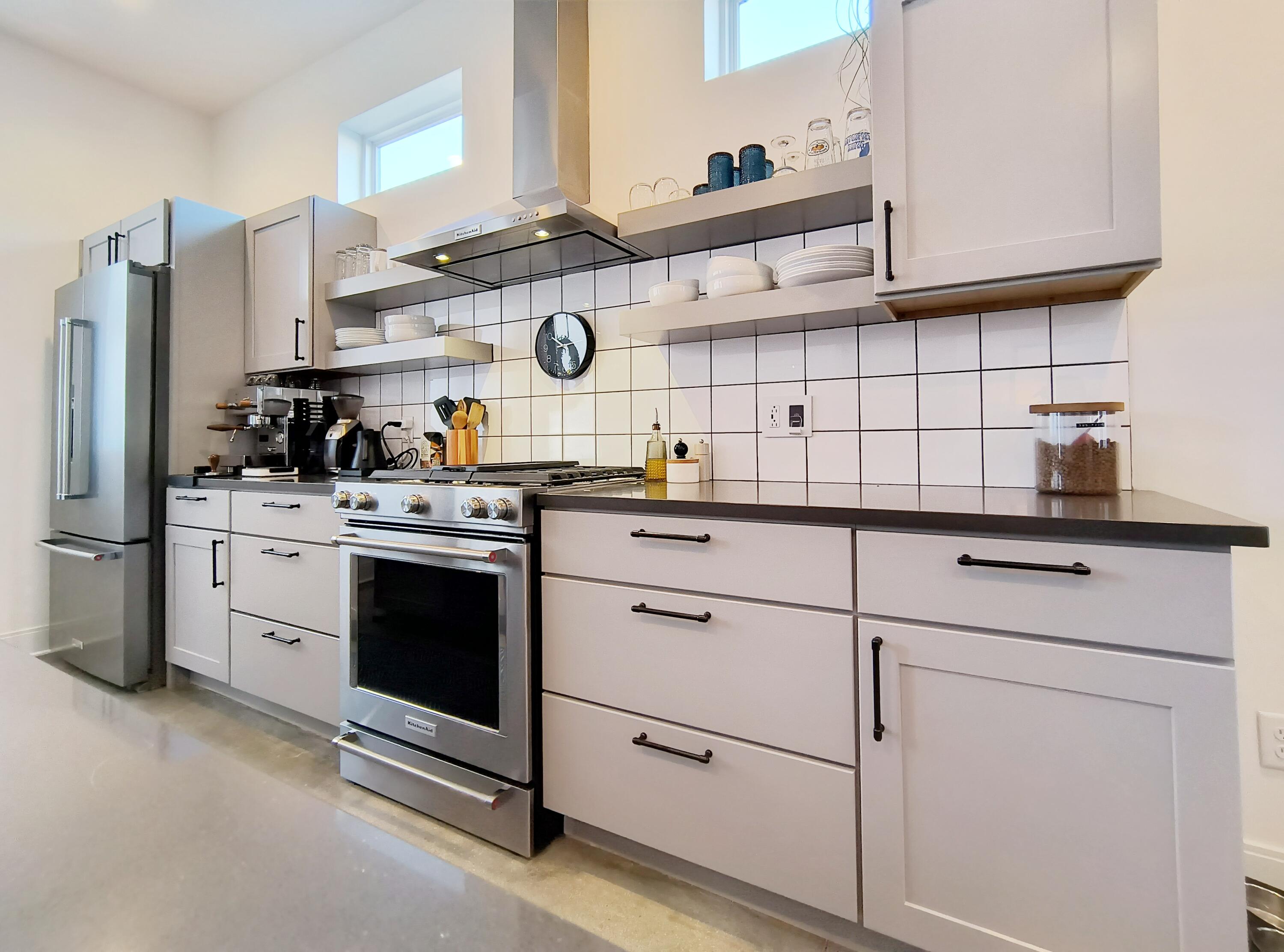 18 East 16th Street Chattanooga, TN 37408 - Photo 16 of 97 Love Cooking Here !
