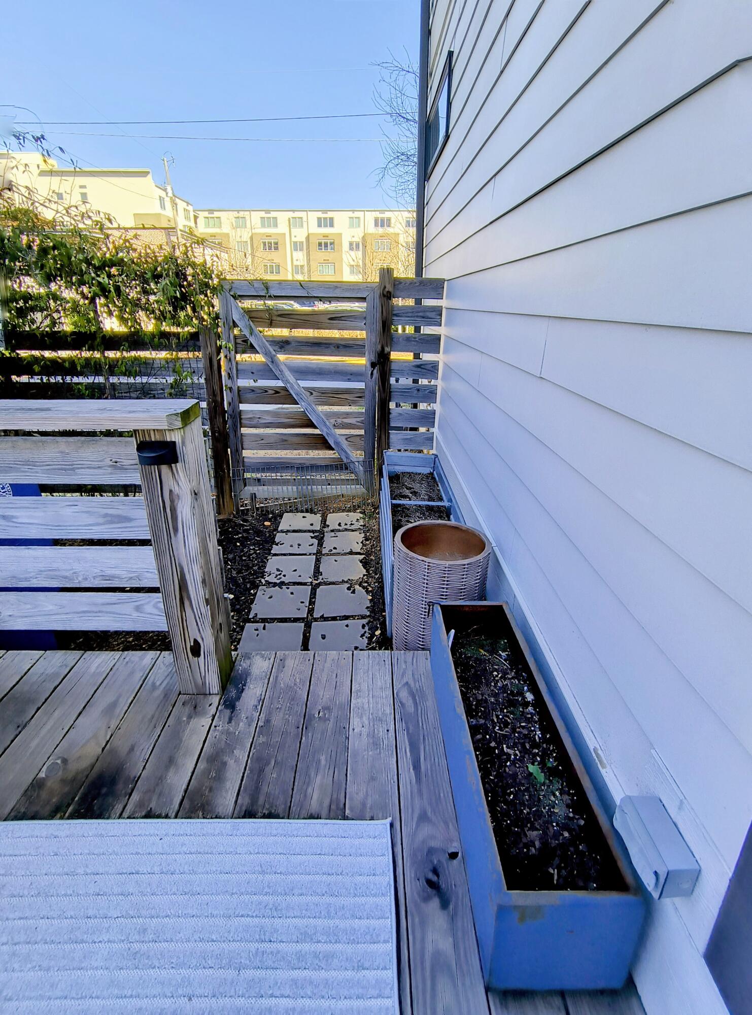 18 East 16th Street Chattanooga, TN 37408 - Photo 84 of 94 Nice Planting spot