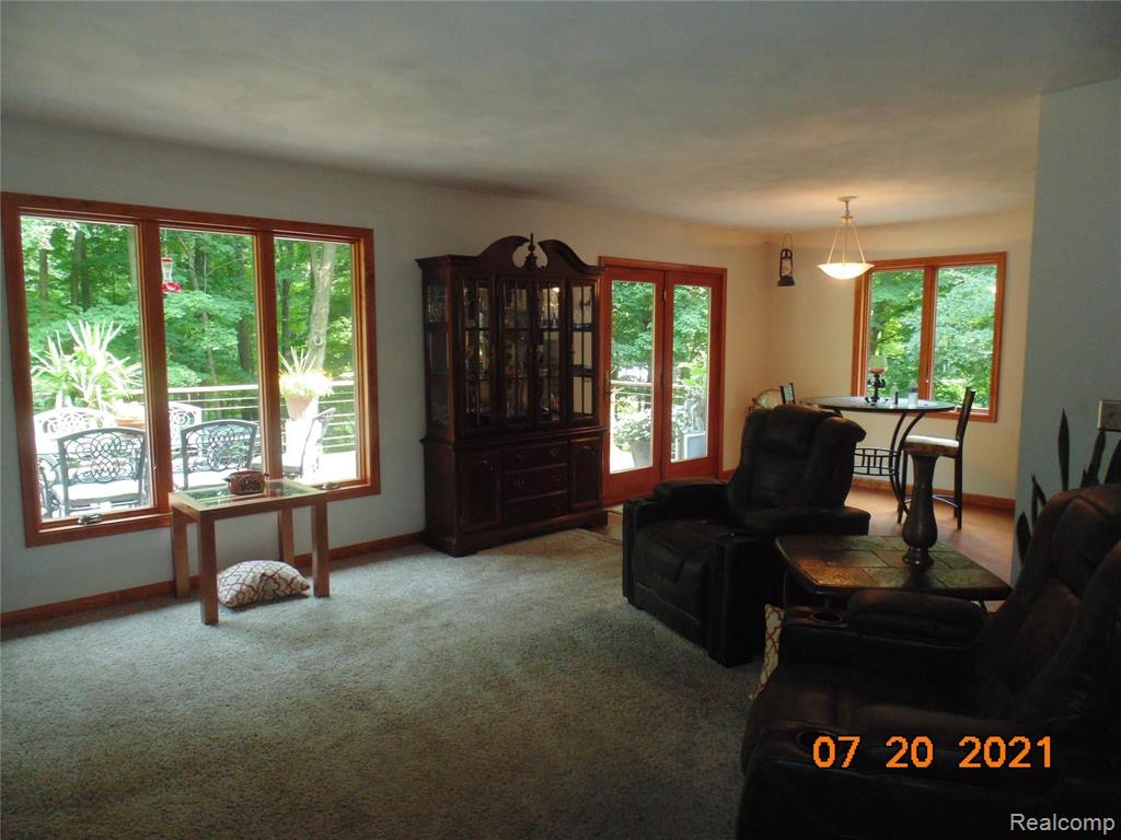 5361 East Clark Road Bath, MI 48808 - Photo 3 of 28