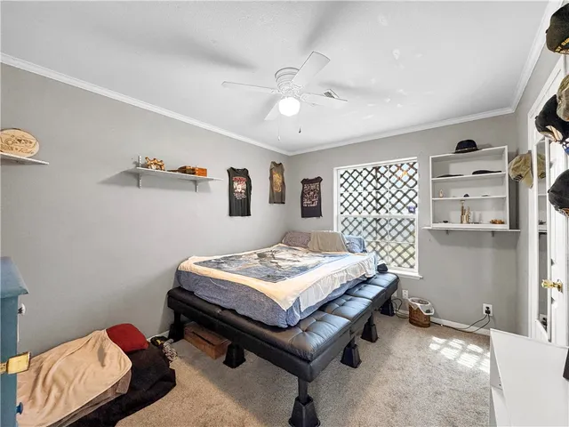 $299,900 | 433 Valerie Street, Corpus Christi, TX 78418