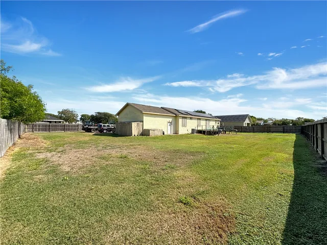 $299,900 | 433 Valerie Street, Corpus Christi, TX 78418