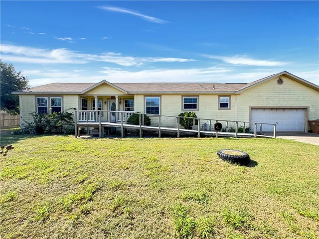 $299,900 | 433 Valerie Street, Corpus Christi, TX 78418