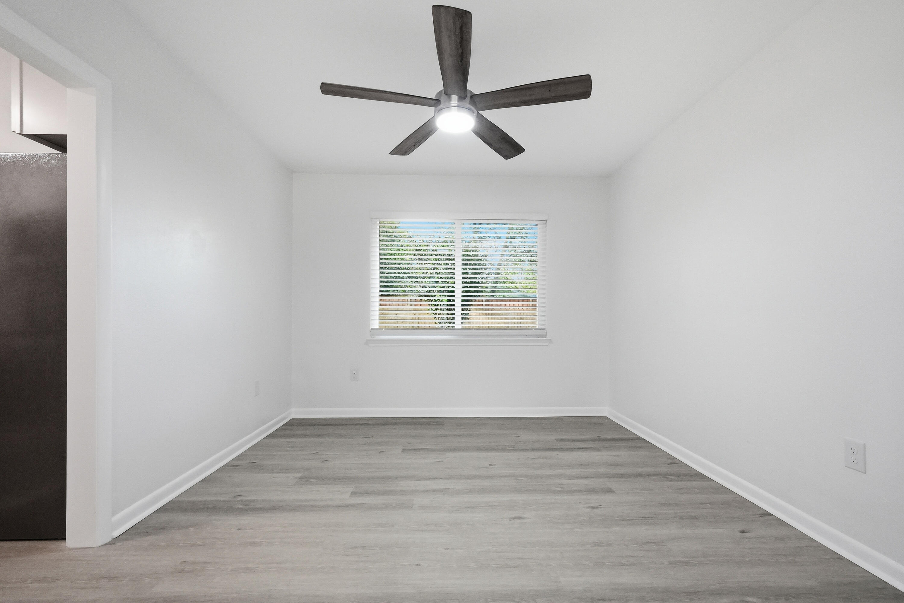 547 Mooney Road Northeast Fort Walton Beach, FL 32547 - Photo 17 of 52 547 mooney rd ne-25