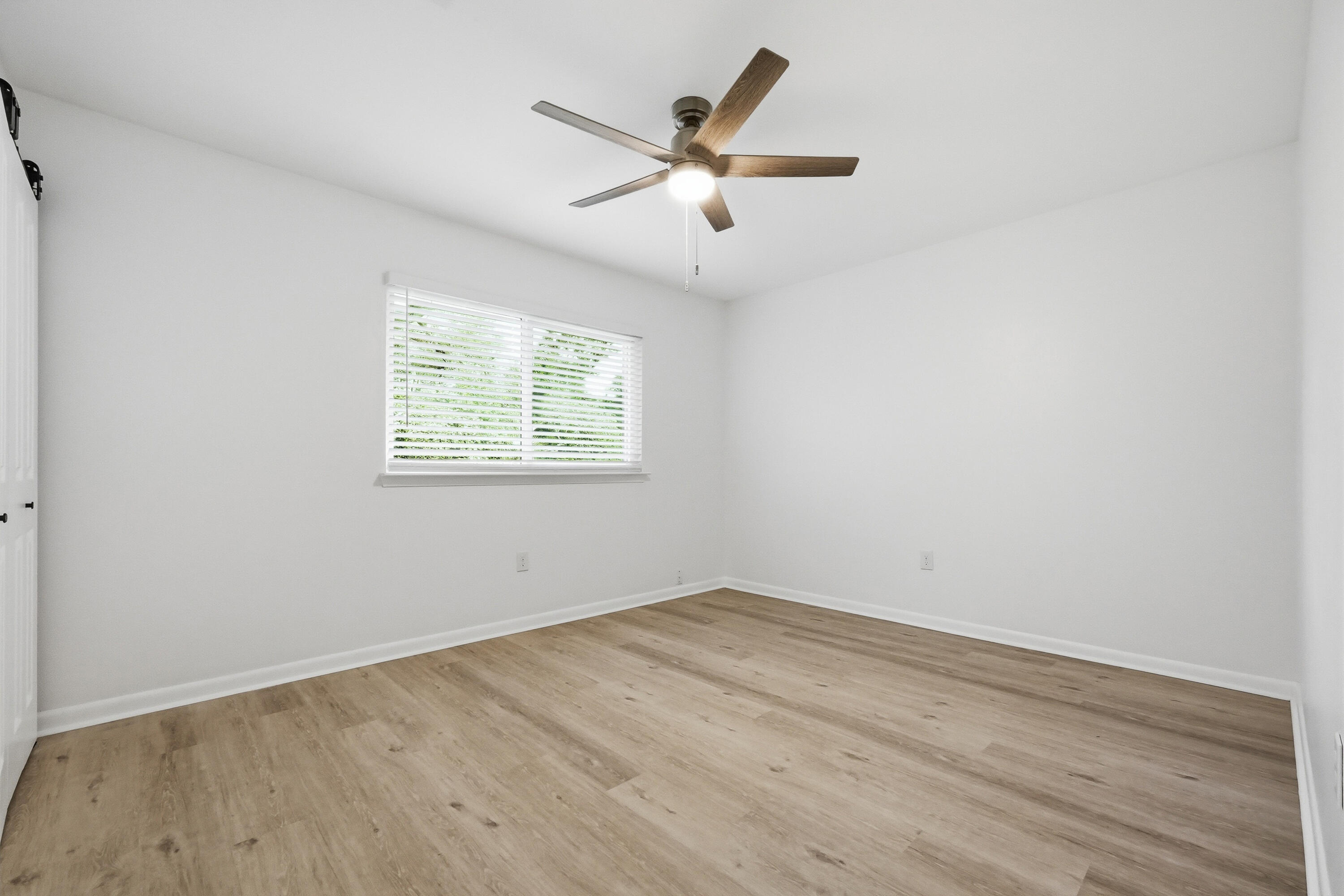 547 Mooney Road Northeast Fort Walton Beach, FL 32547 - Photo 25 of 52 547 mooney rd ne-42