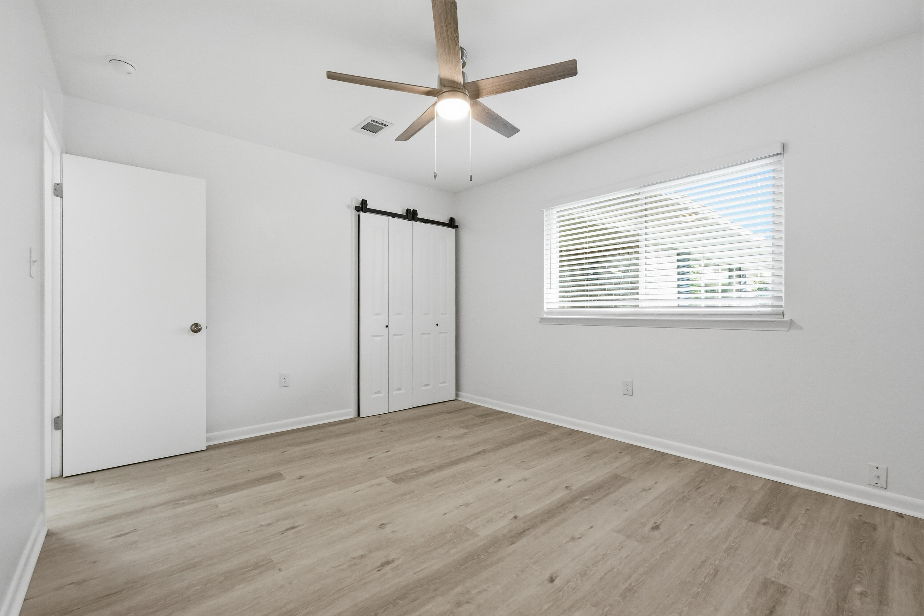 547 Mooney Road Northeast Fort Walton Beach, FL 32547 - Photo 26 of 52 547 mooney rd ne-43