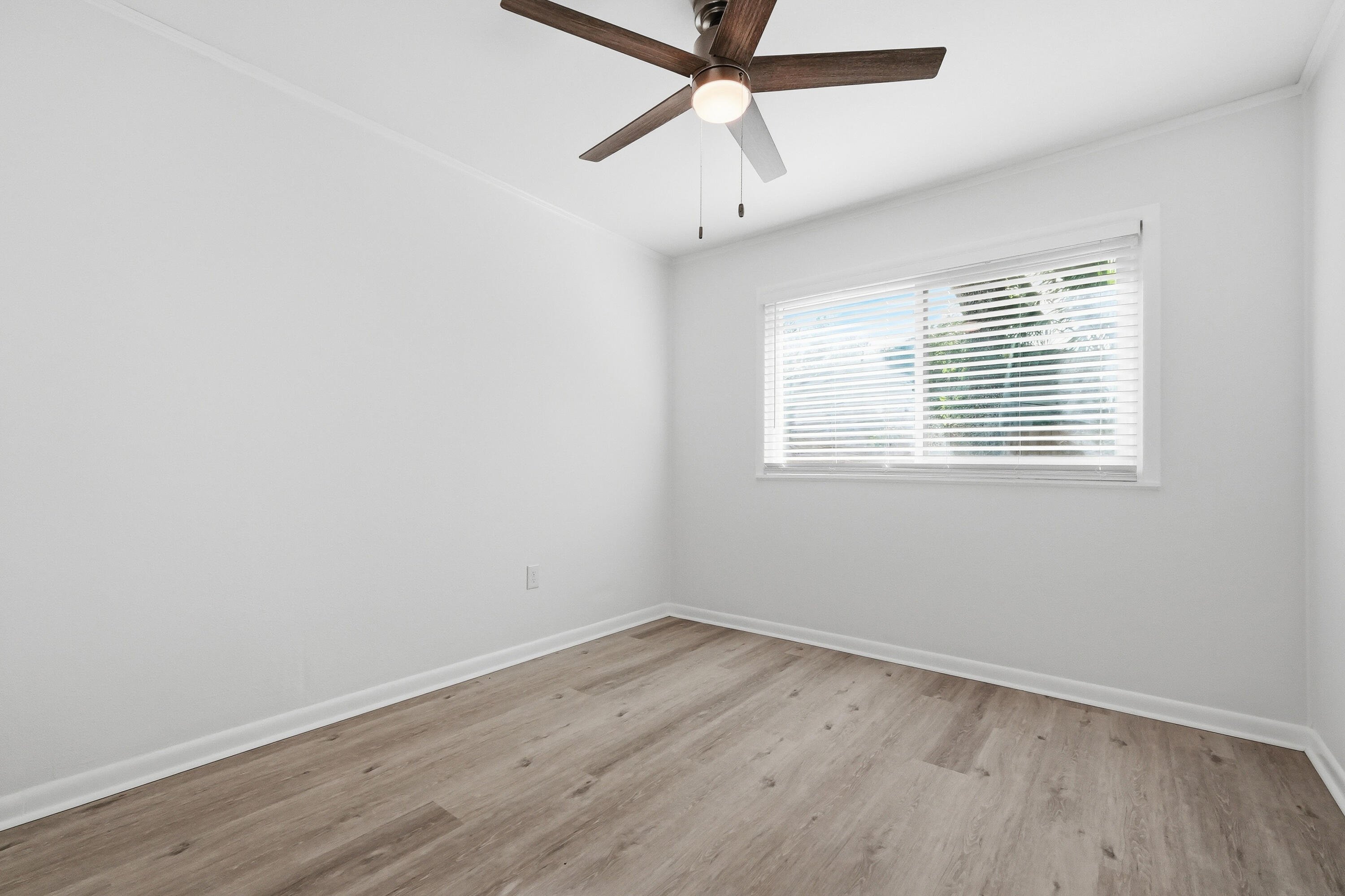 547 Mooney Road Northeast Fort Walton Beach, FL 32547 - Photo 28 of 52 547 mooney rd ne-47