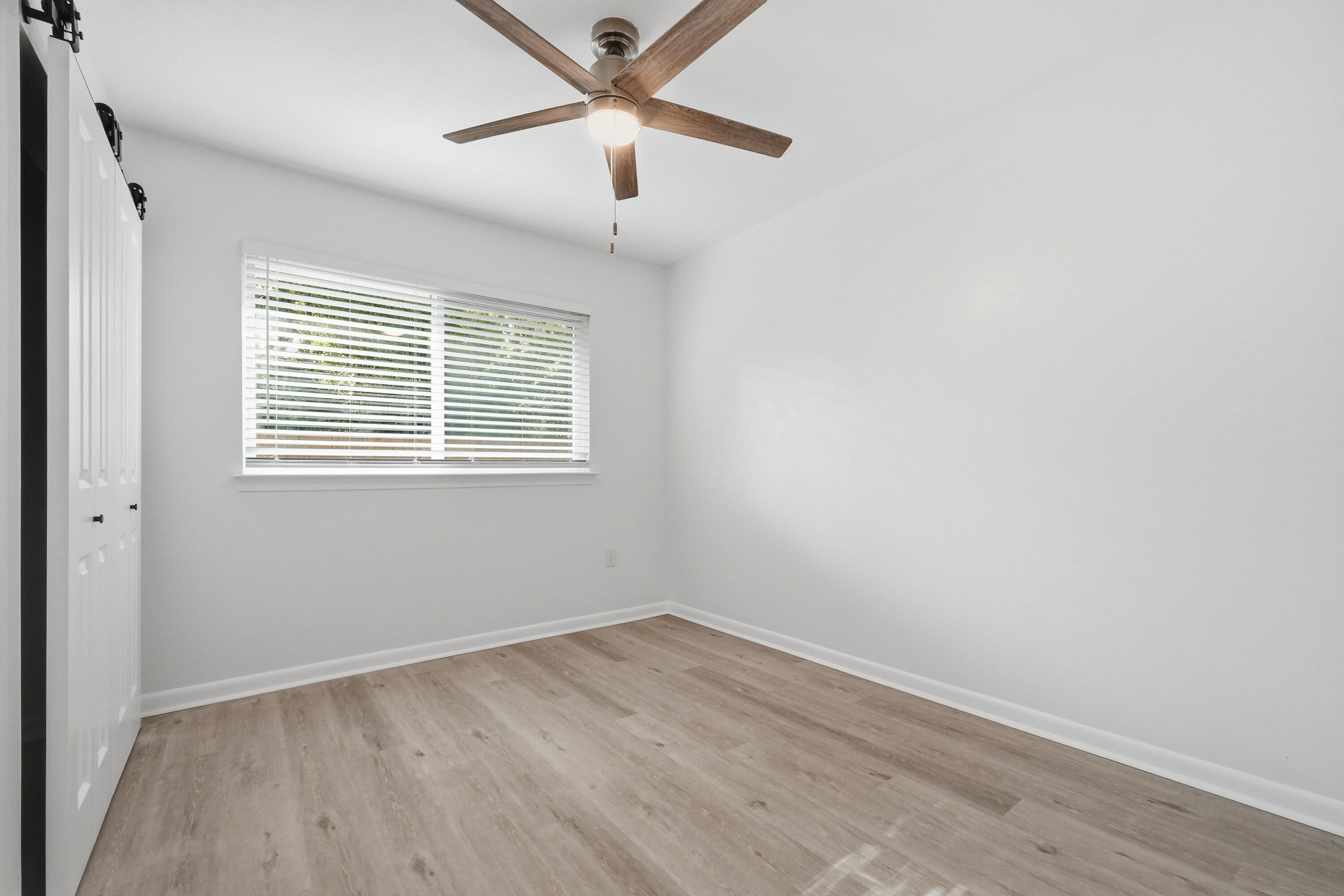 547 Mooney Road Northeast Fort Walton Beach, FL 32547 - Photo 30 of 52 547 mooney rd ne-49