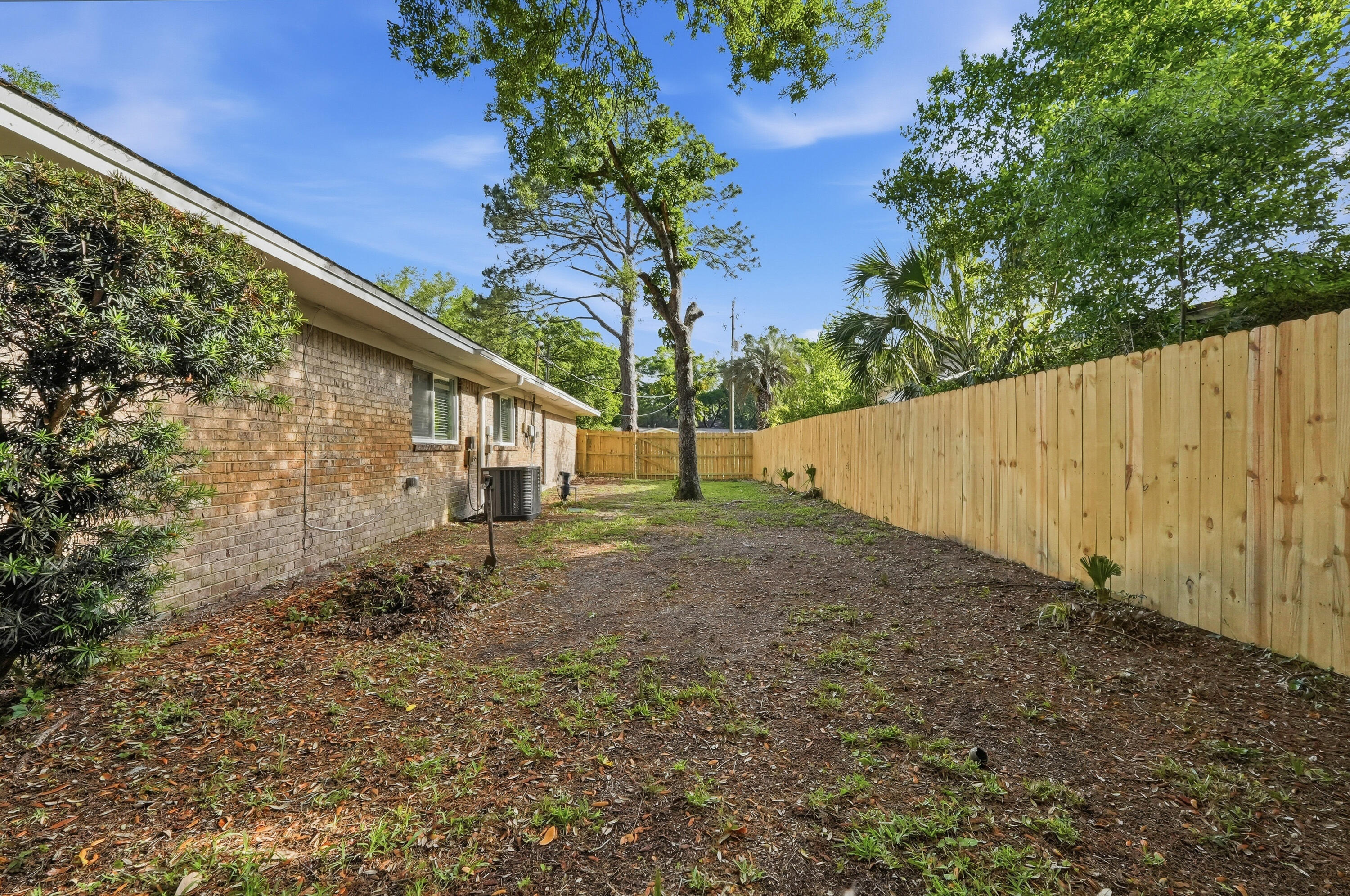 547 Mooney Road Northeast Fort Walton Beach, FL 32547 - Photo 51 of 52 547 mooney rd ne-18