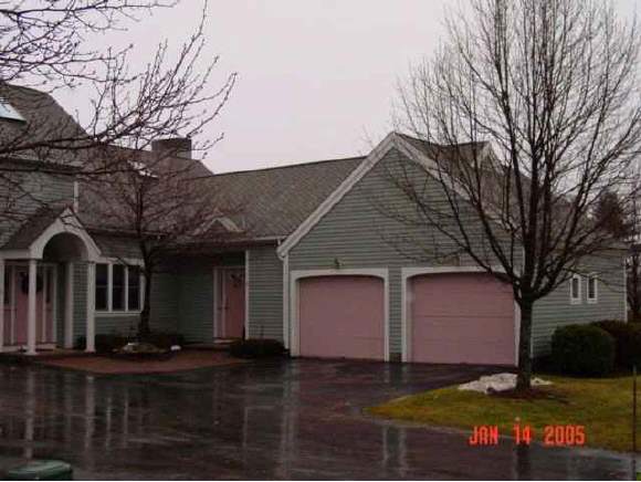 79 Hawthorne Village Road, Unit 79 Nashua, NH 03062 - Photo 1 of 9