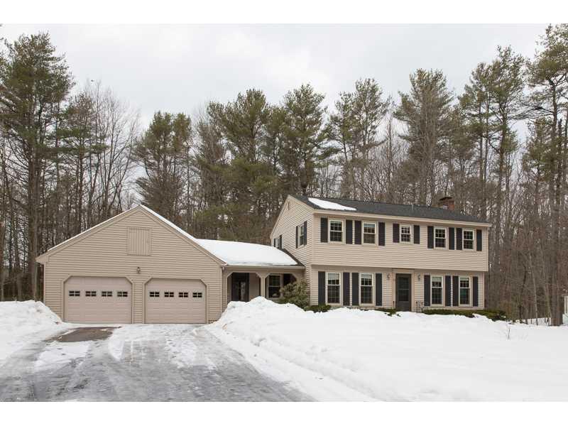 16 Hemlock Road Brunswick, ME 04011 - Photo 1 of 16 Exterior Front.